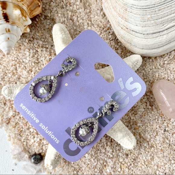 Rhinestone & Pearl Dangle Earrings - Picture 3 of 4